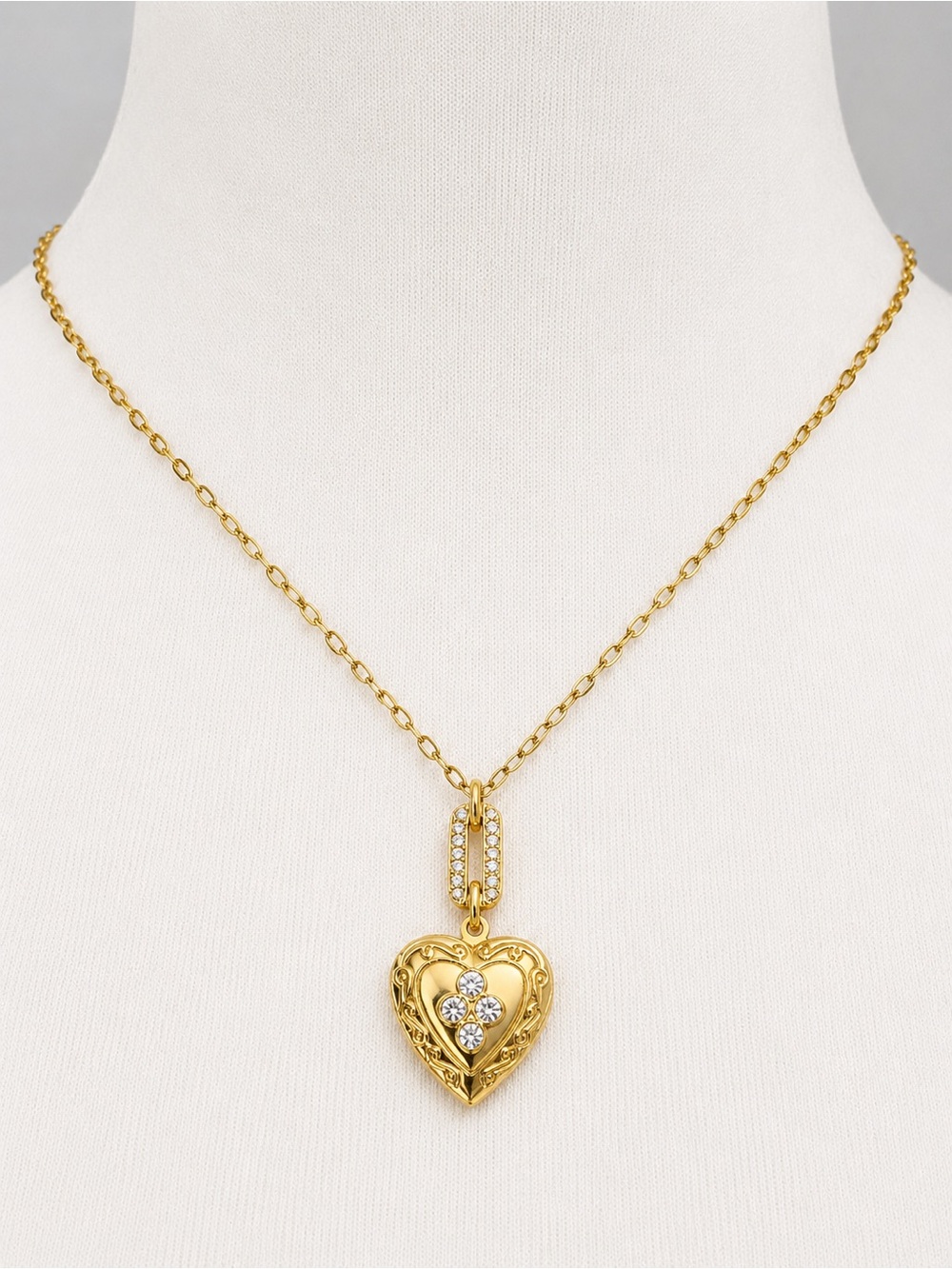 Ben-Amun Elegant Gold and Crystal Heart Pendant Necklace | NWOT